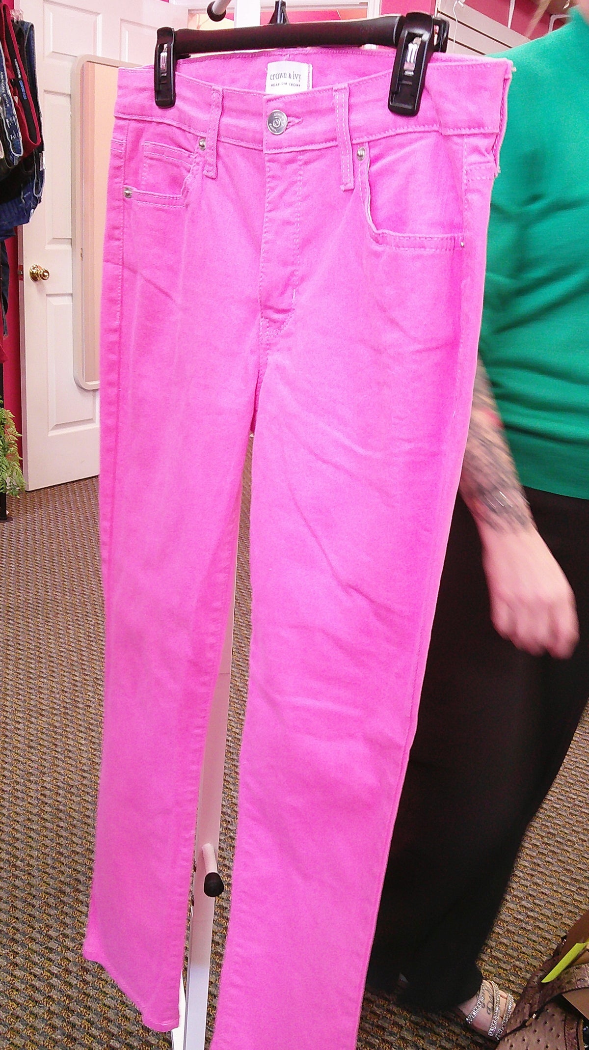 (P) Crown & Ivy pink 6 pants 10/22/26