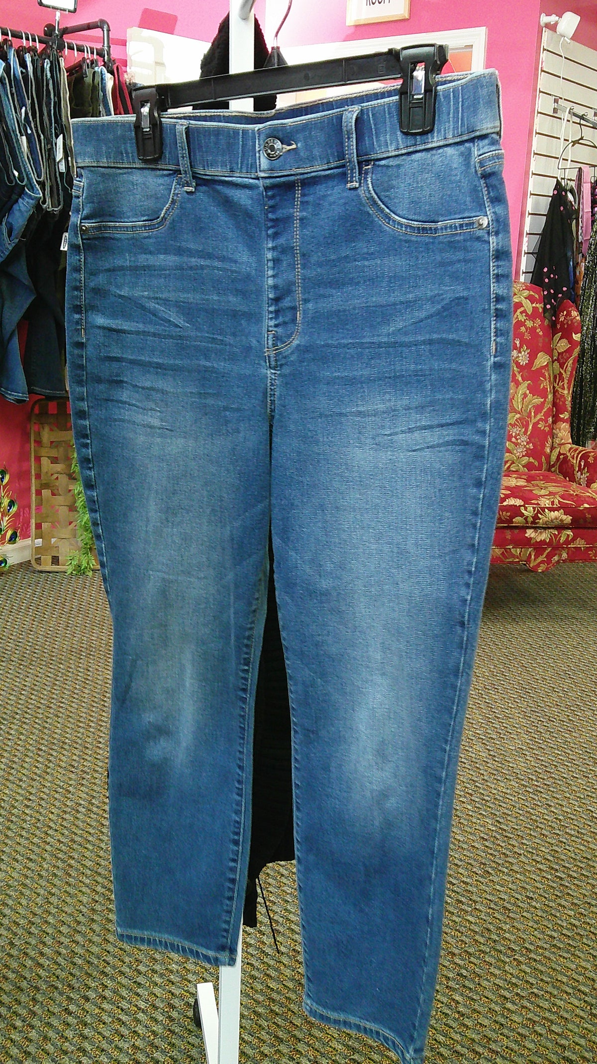 (P) Wonderly 10 Jeans 10/22/26