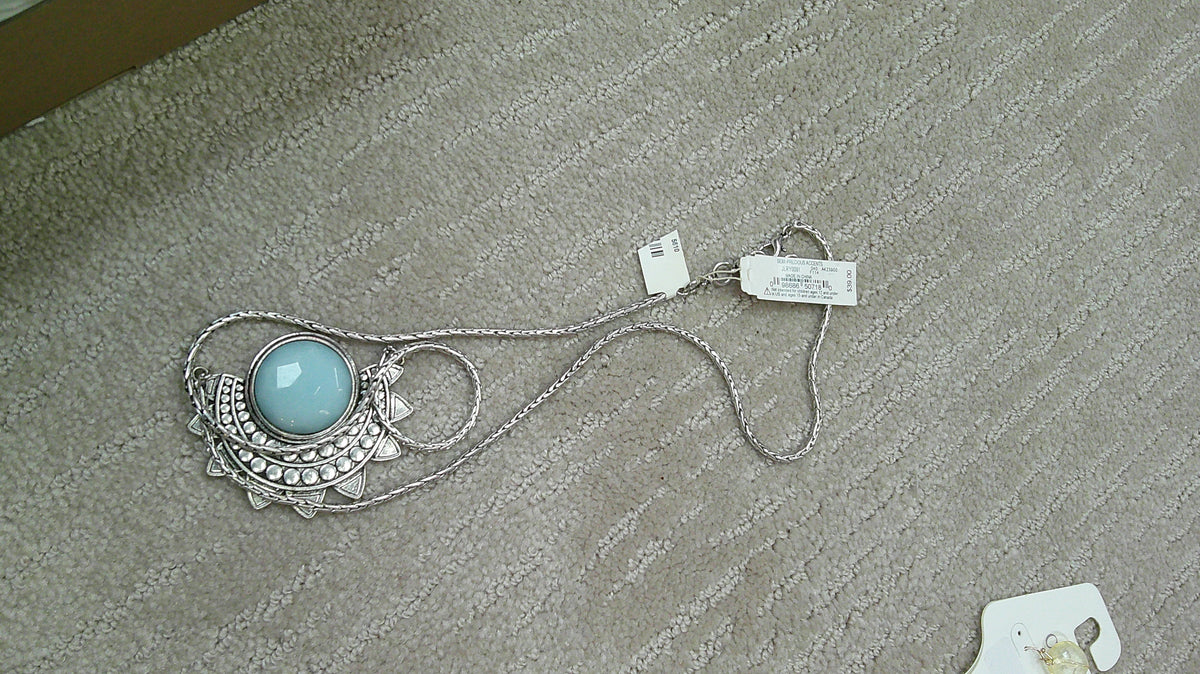 (P) Lucky Statement Long Necklace 10/23/26