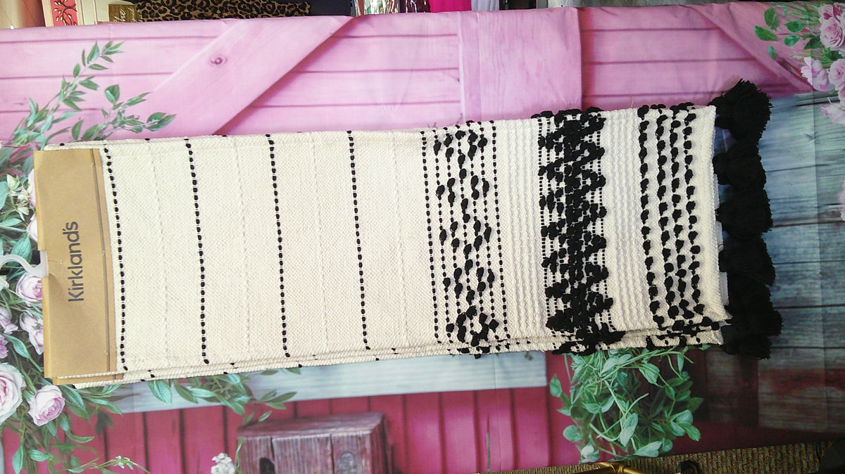 (P)Kirkland's table runner 9/17/26