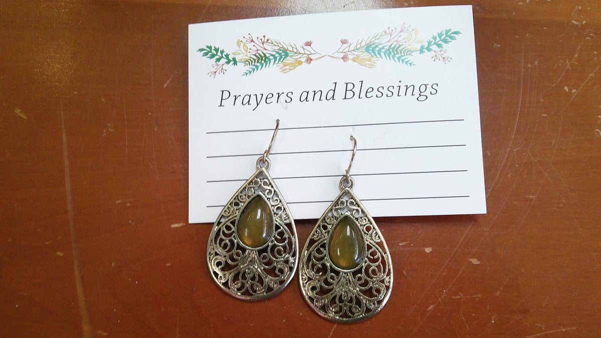 (D) Earrings 10/22/26