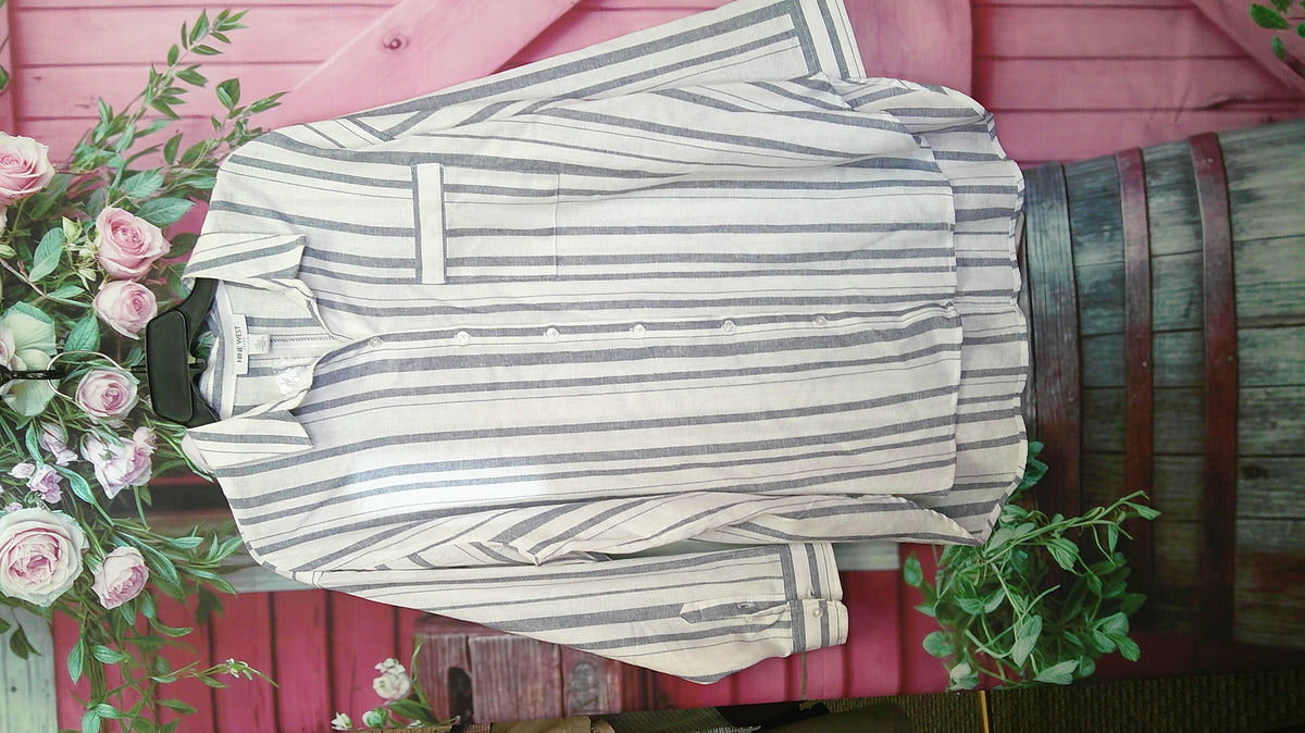 (D)Nine West shirt L 9/17/26