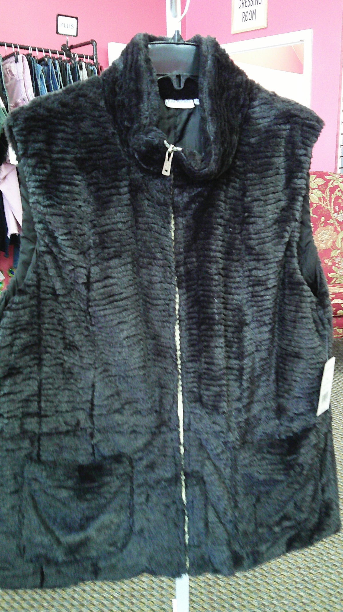 (P)NWT Kim Rogers XL fauxfur vest 10/22/26
