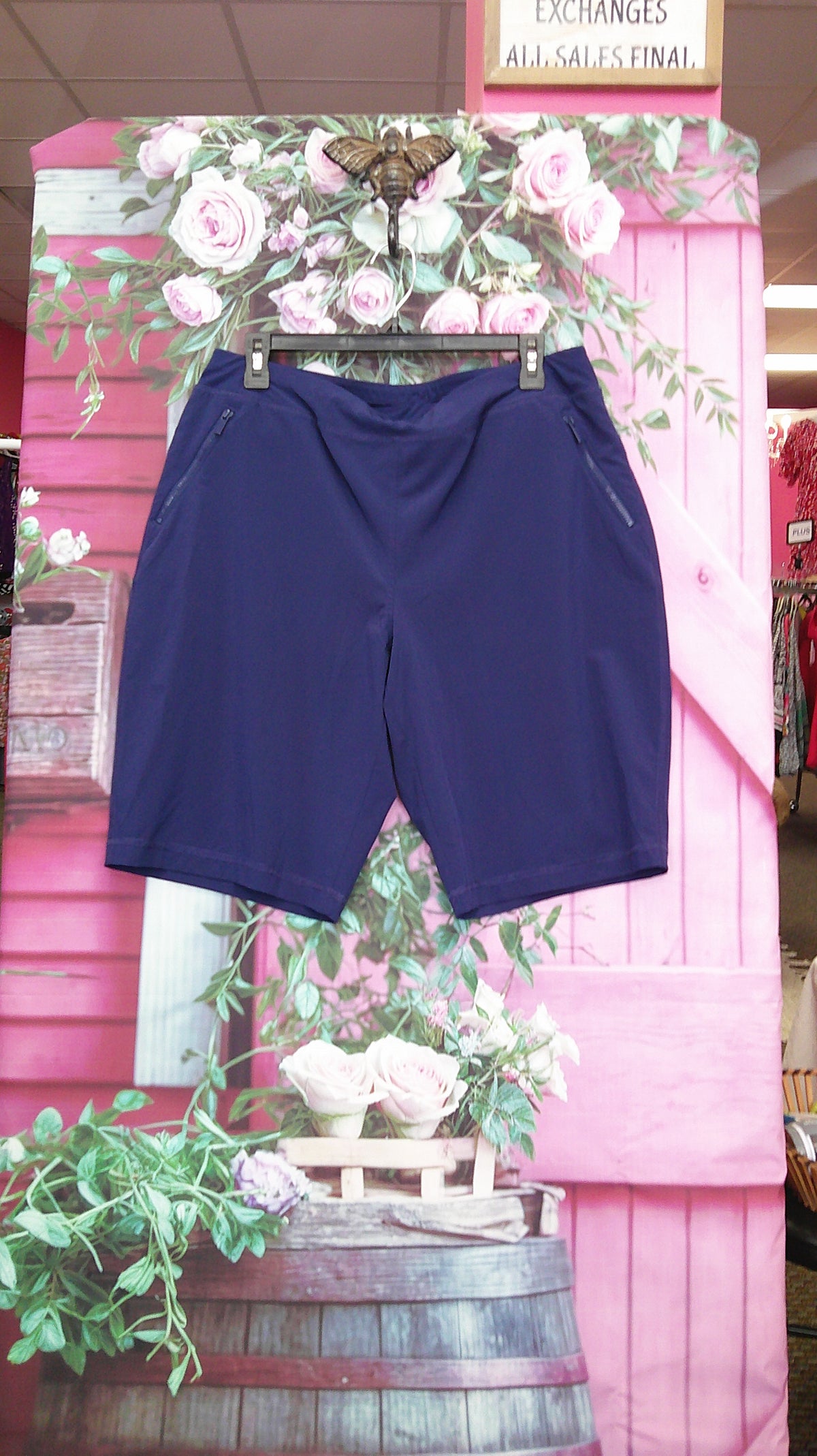 (P) Chicos blue 10 shorts 10/29/26