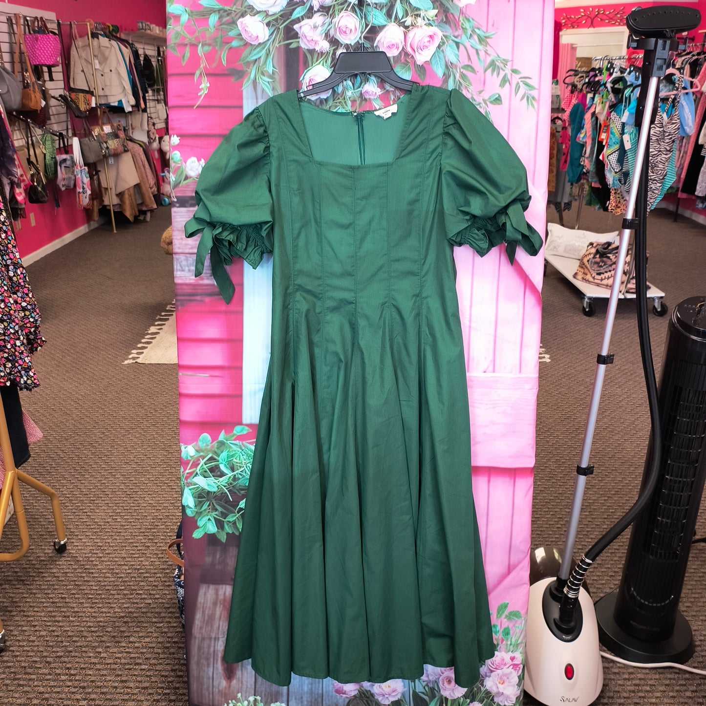 Entro puff sleeve dress green L 8/7/26