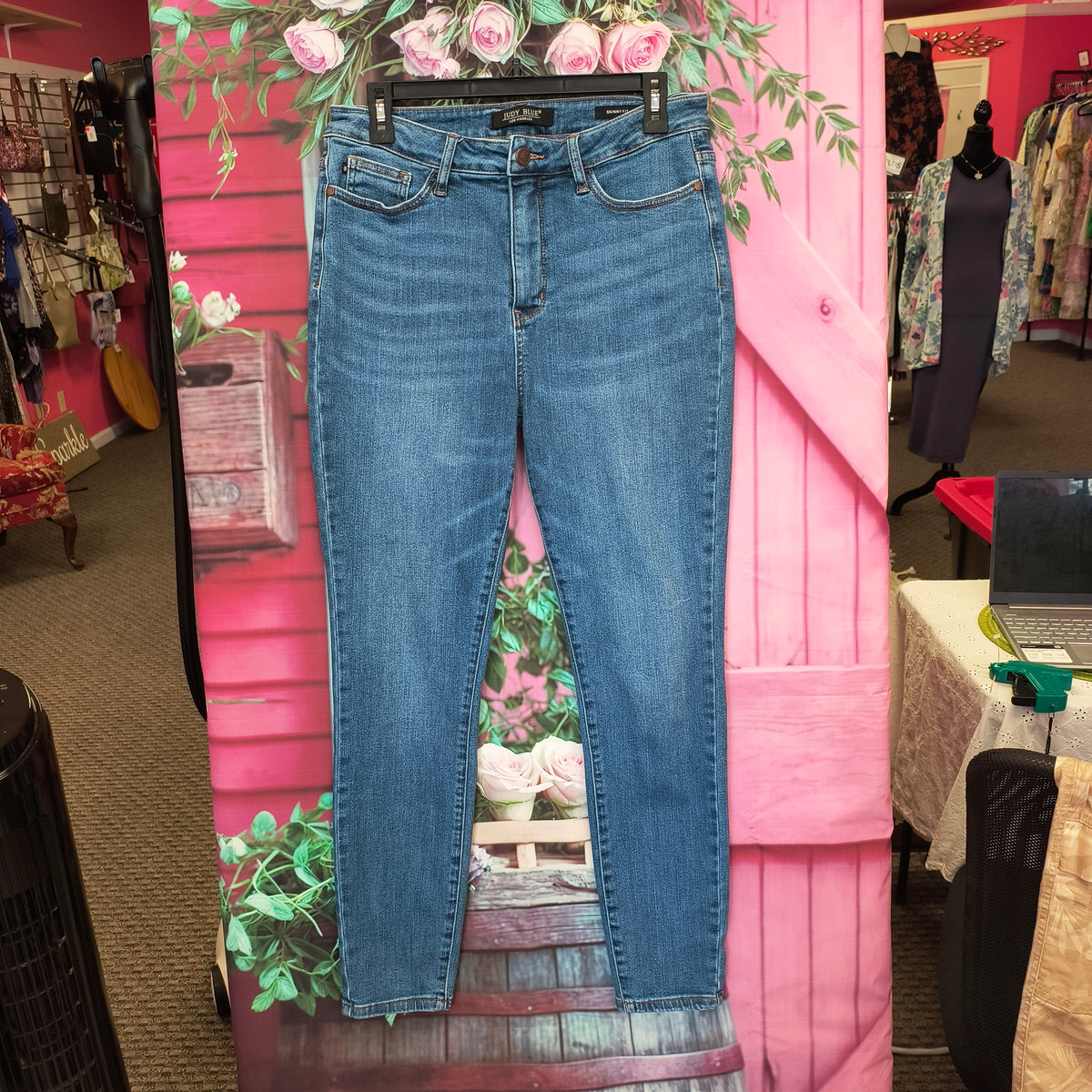 D)Judy blue skinny 11 10/3/26