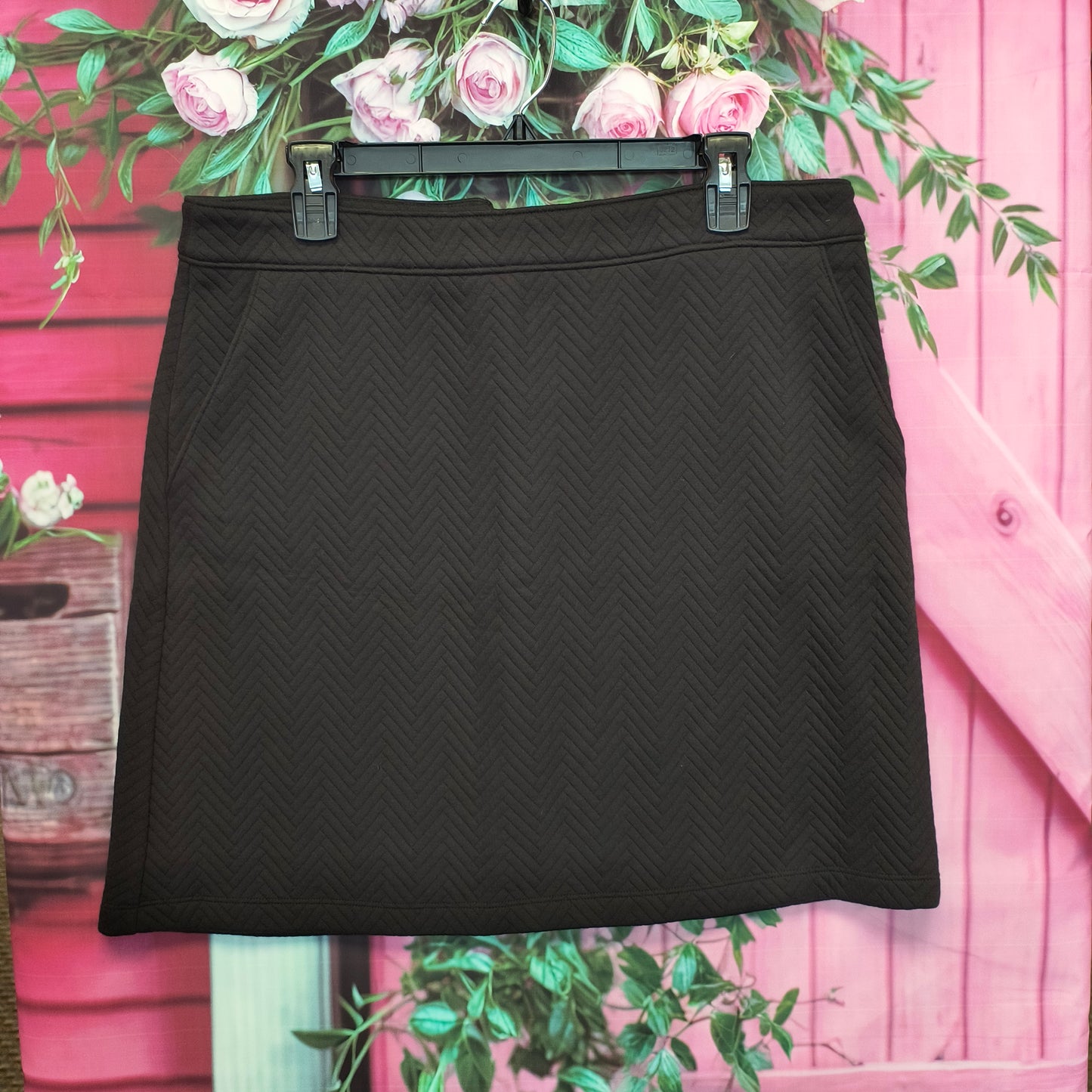 Loft black skirt 10T 8/7/26