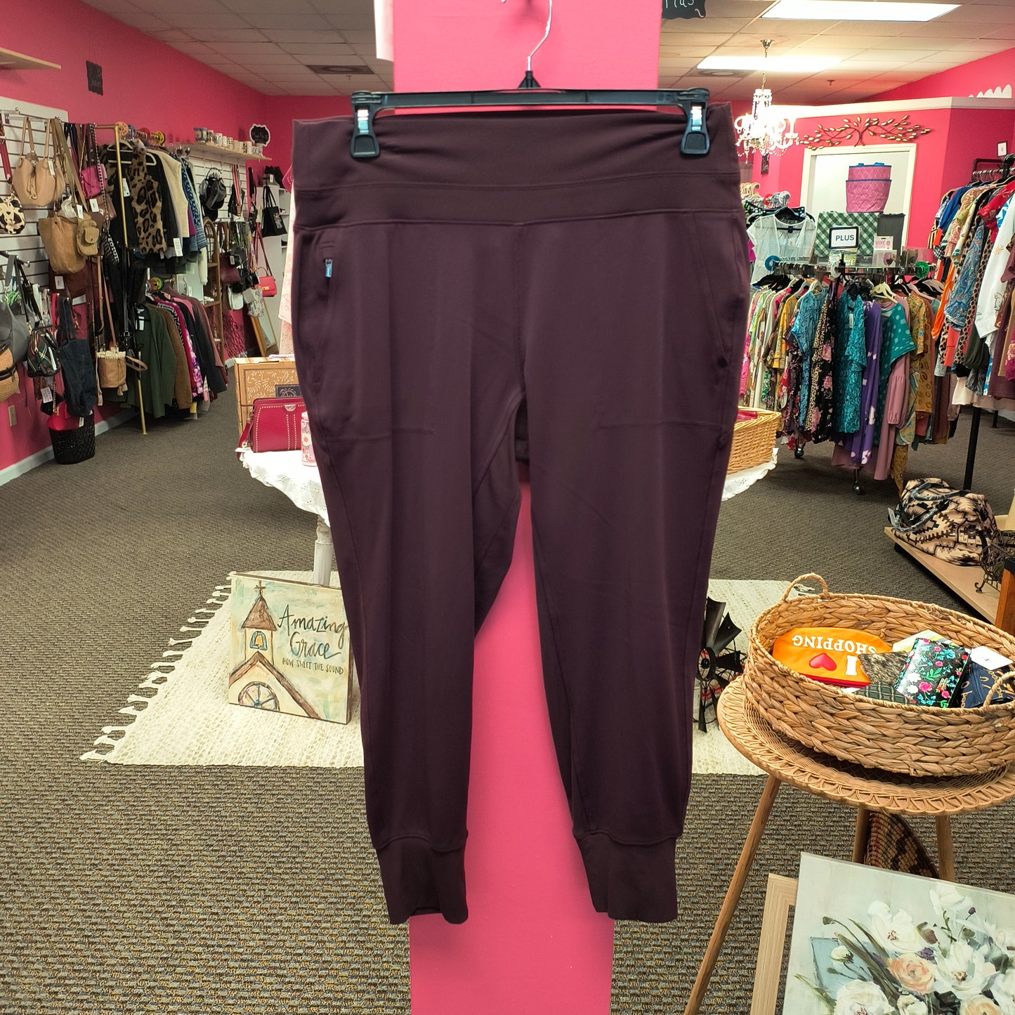 Athleta Joggers LP 5/27/26