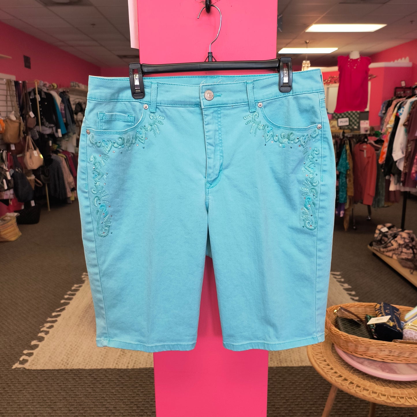 Gloria Vanderbilt shorts 14 6/4/26