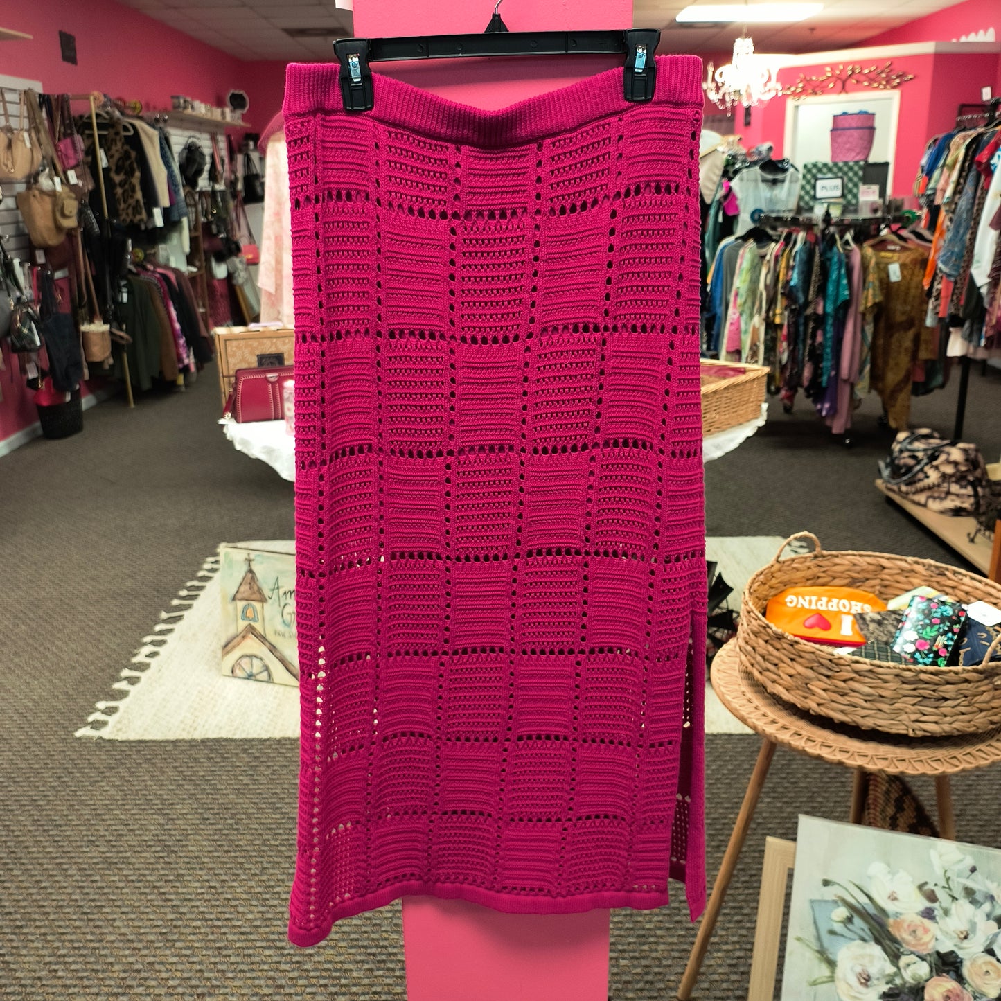 Ultra pink skirt L 5/27/26