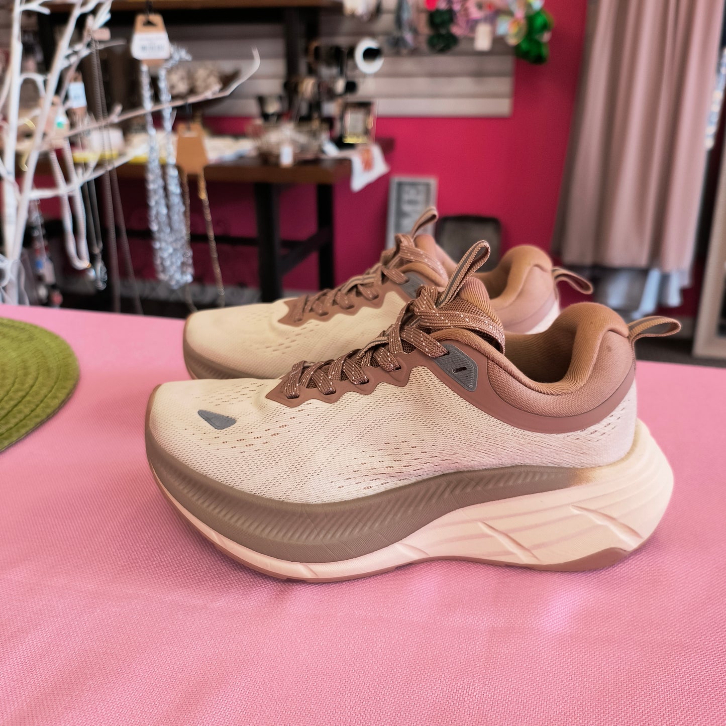 NORTIV8 Walking Shoes 7 6/5/26