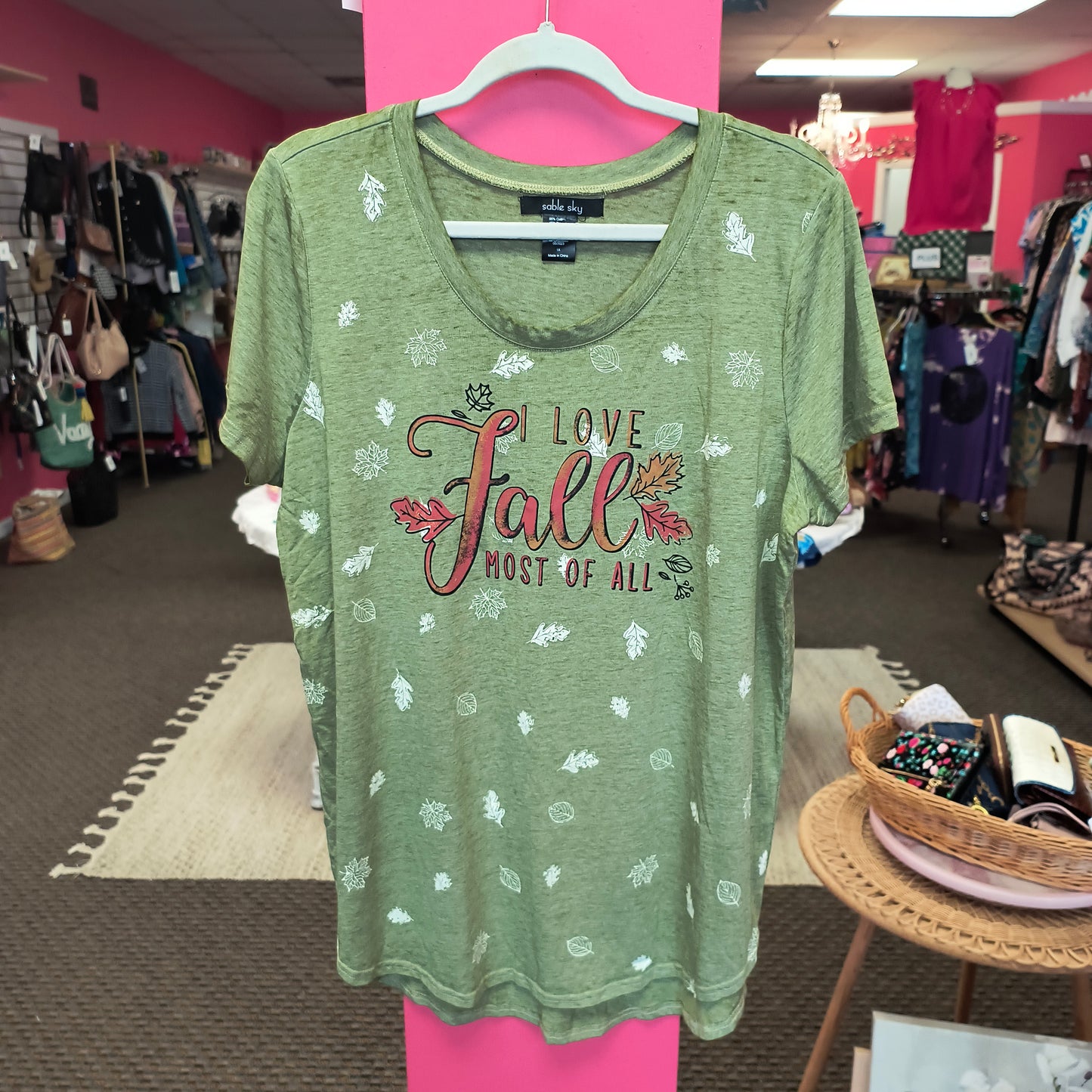 Fall Vibes Tshirt XL 6/17/26