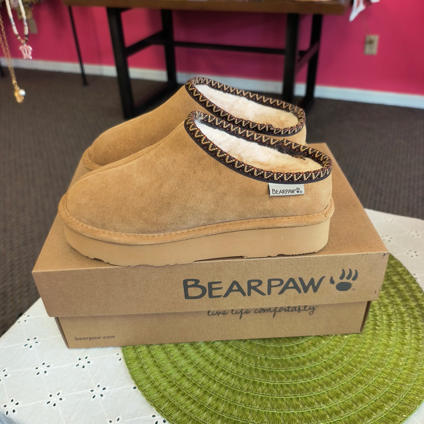 BearPaw Martis Suede Platform Warm Slippers 8 8/7/26