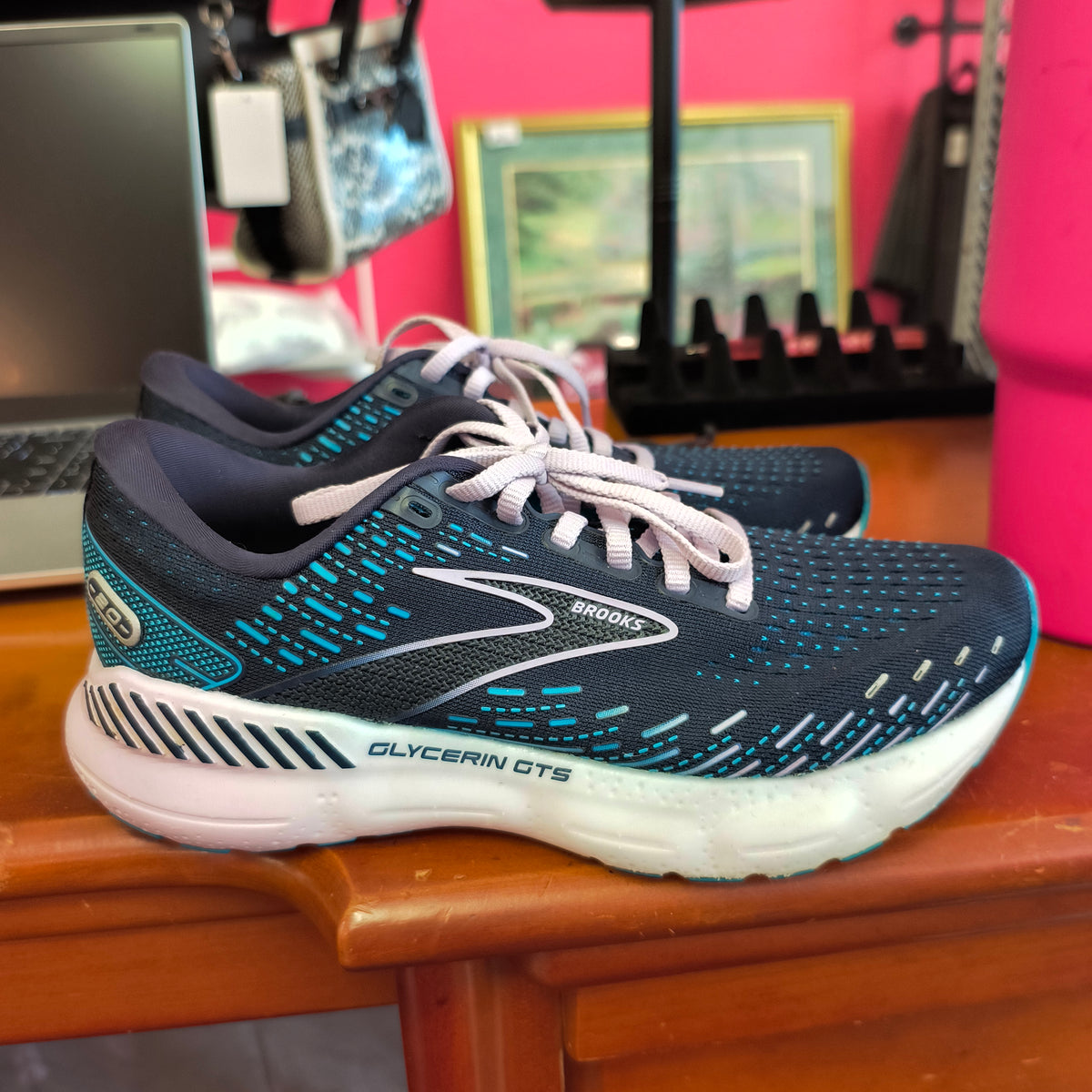 D)Brooks Glycerin GTS 20 Shoes 6.5 10/13/26