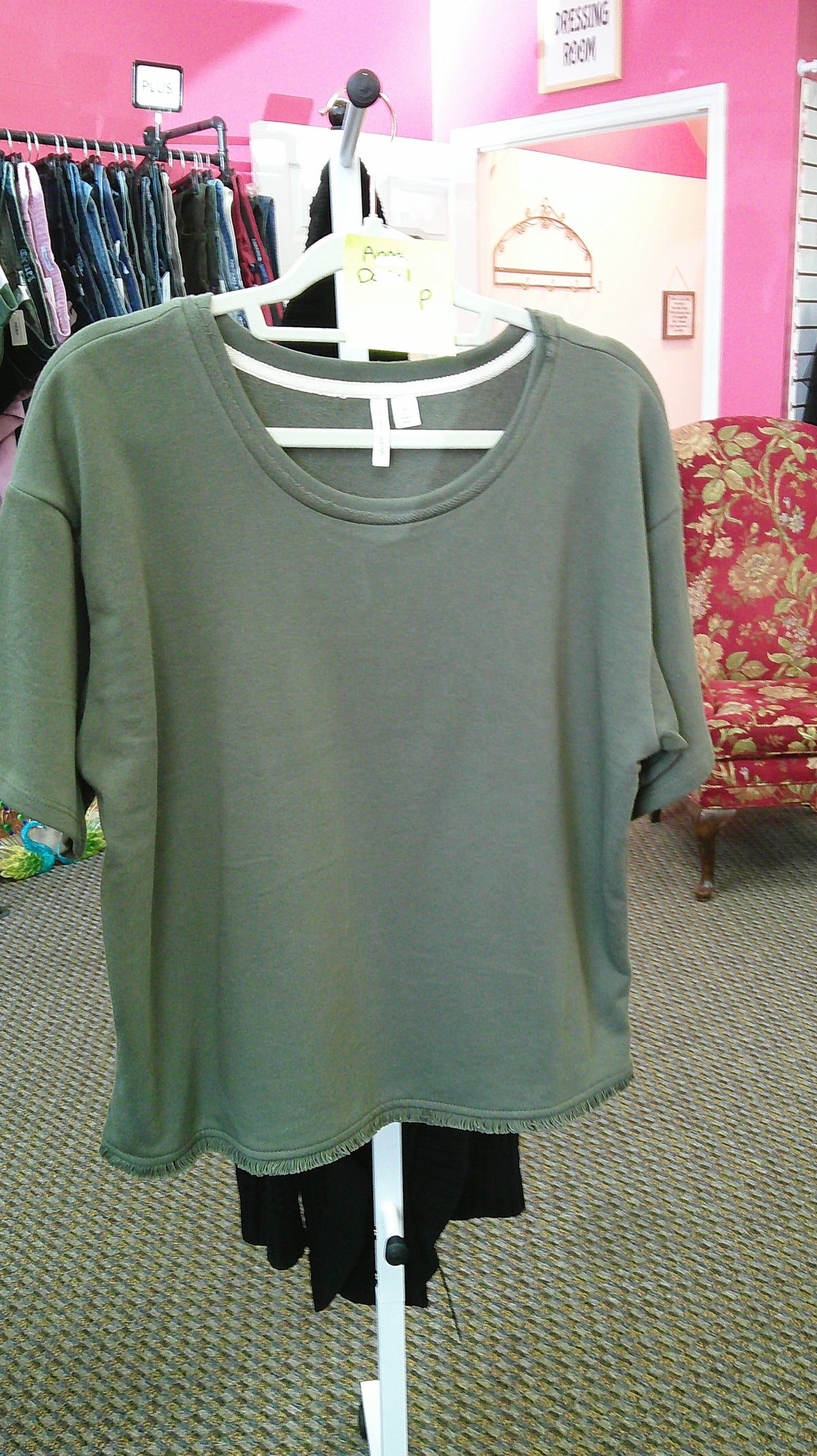 (P) Lifestyle Olive M shirt 10/22/26