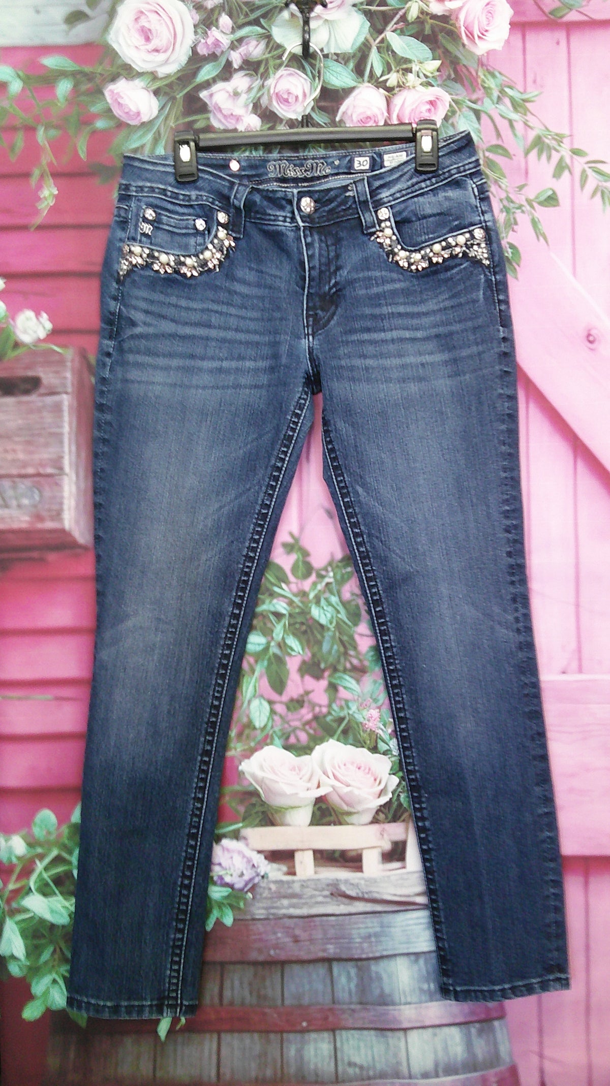 (P) Miss Me Skinny 9/10 Jeans 10/15/26