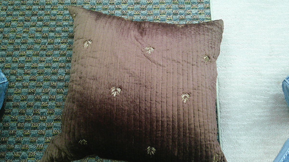 (D) Brown Series Throw Pillows 10/23/26