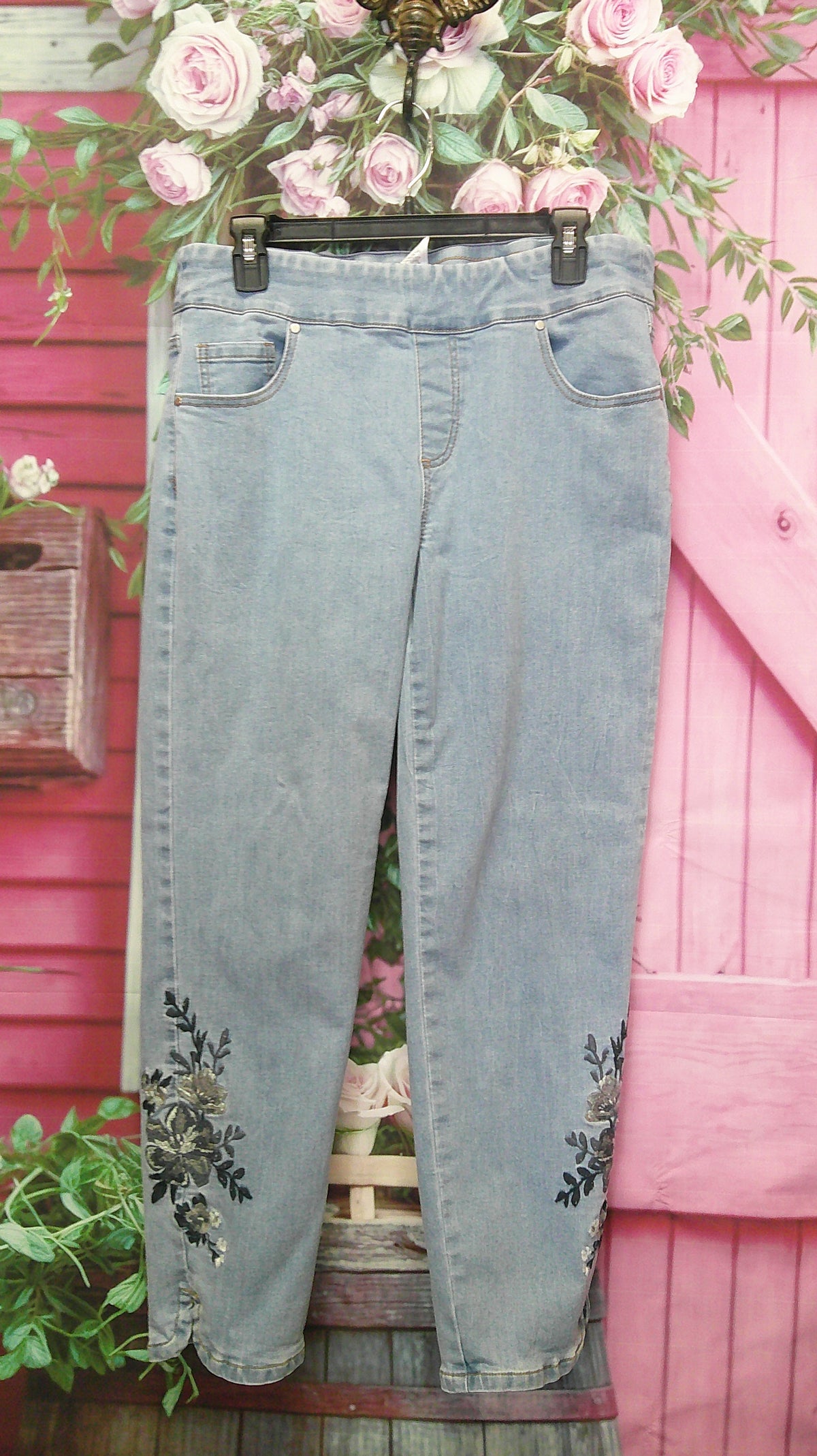 (D) NorthStyle 10 Jeans 9/24/26