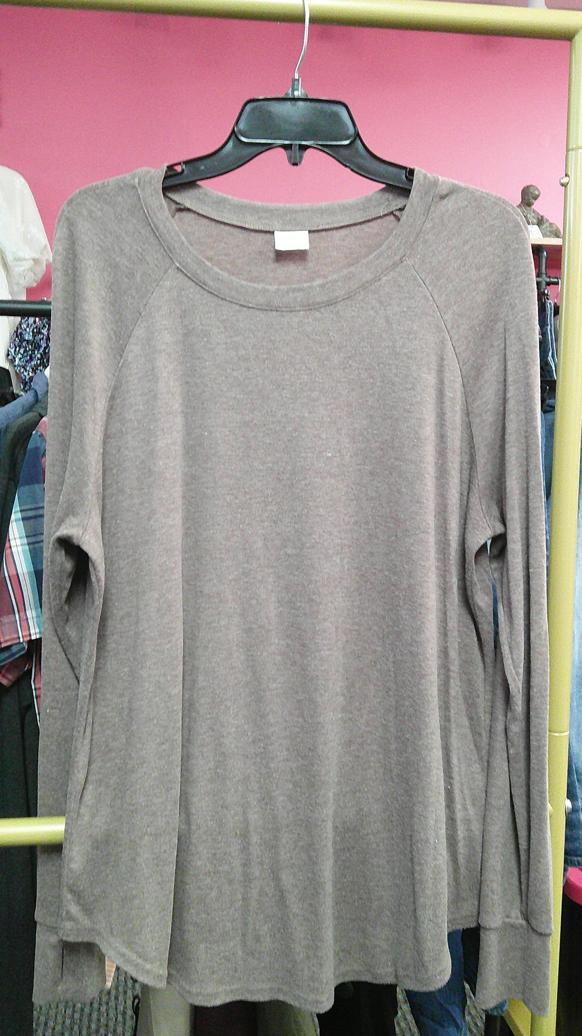 (D) Xieerduo Grey LS XL shirt 10/8/26