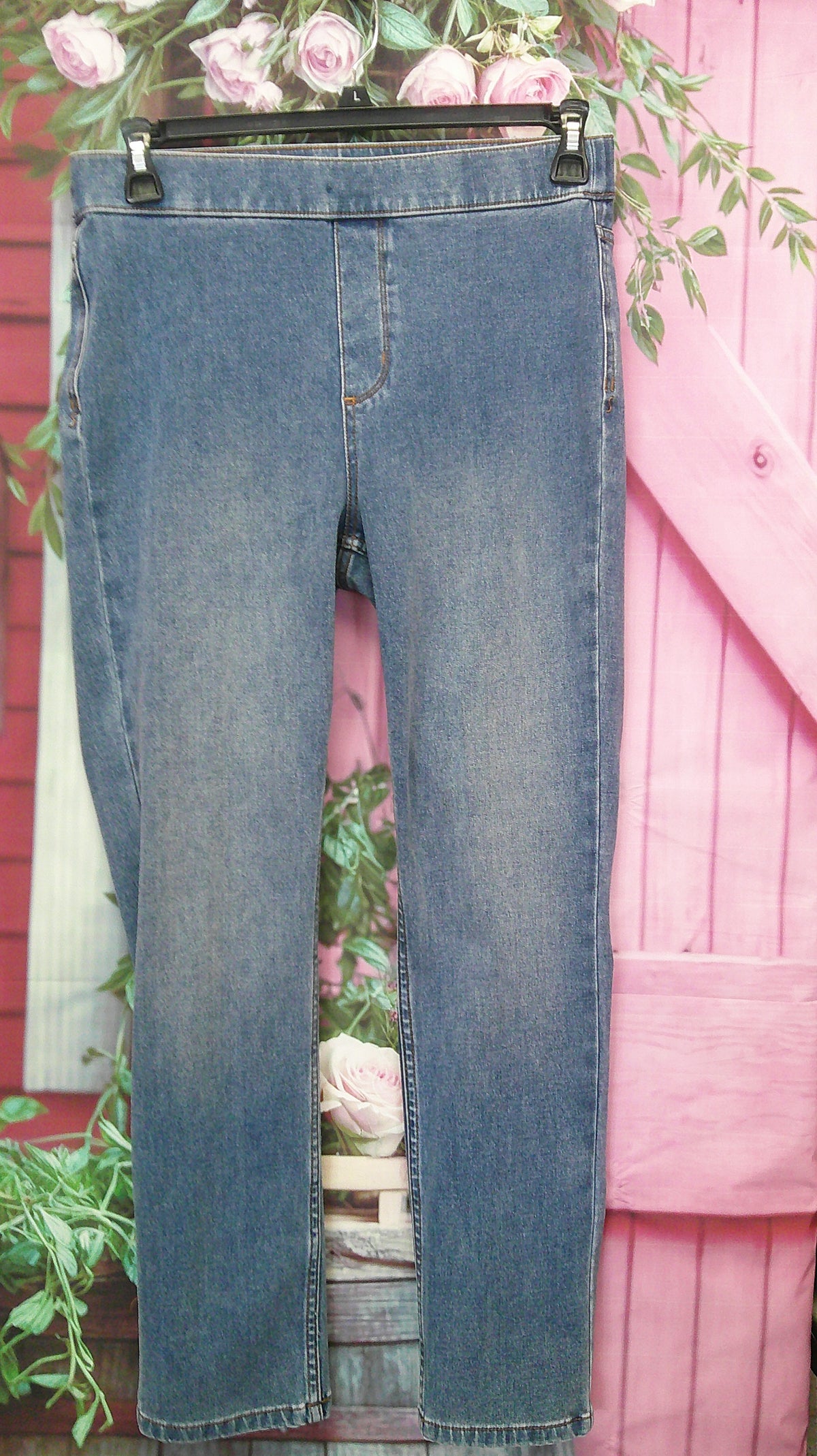 (D)Soft Surroundings M Jeans 9/24/26