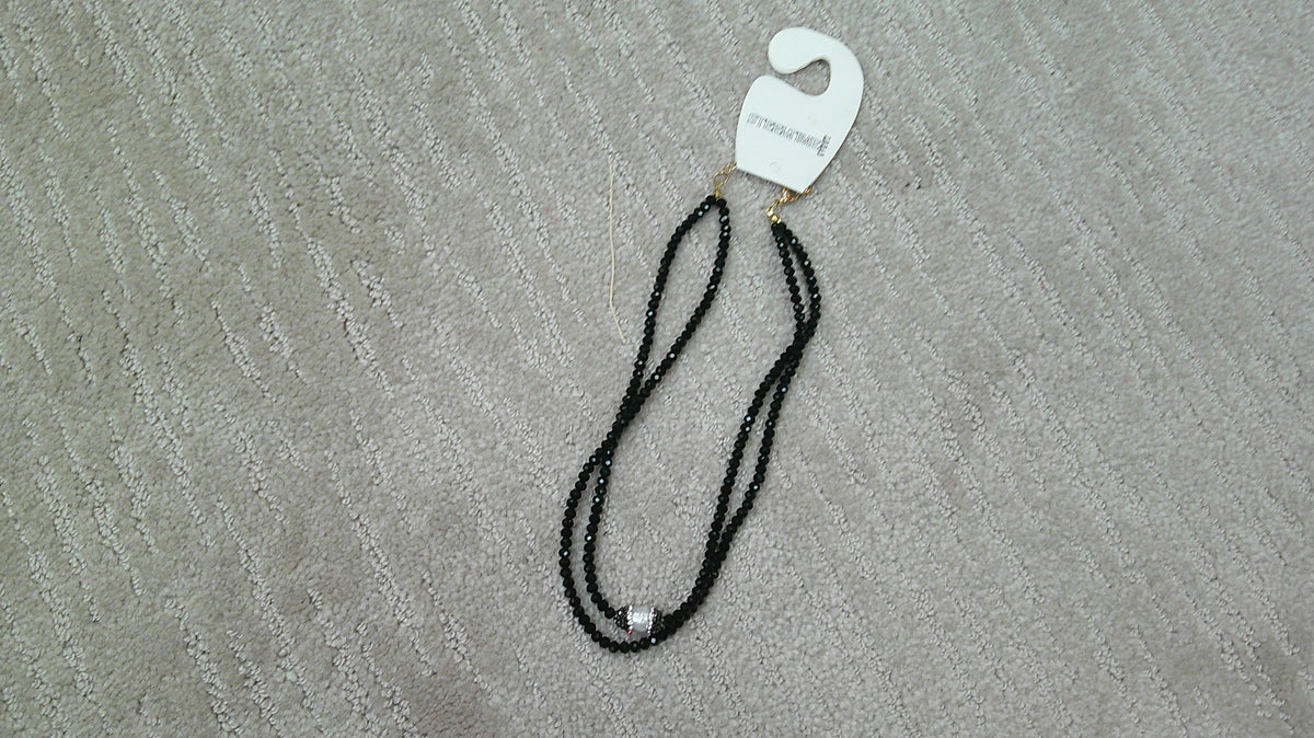 (P) Fashion Black Bead Necklace 10/23/26