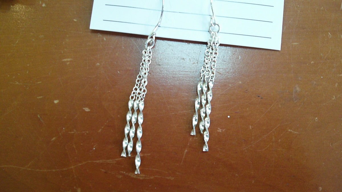 (D) Earrings 10/22/26
