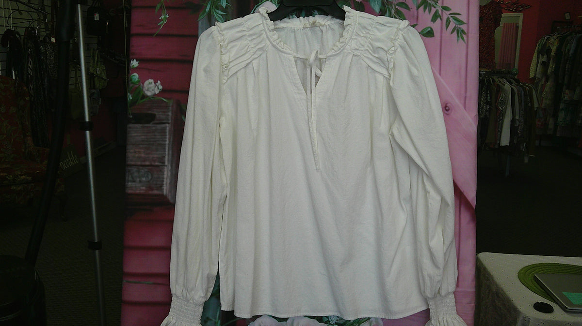 (P) Easel Cream Long Sleeve M  10/14/26
