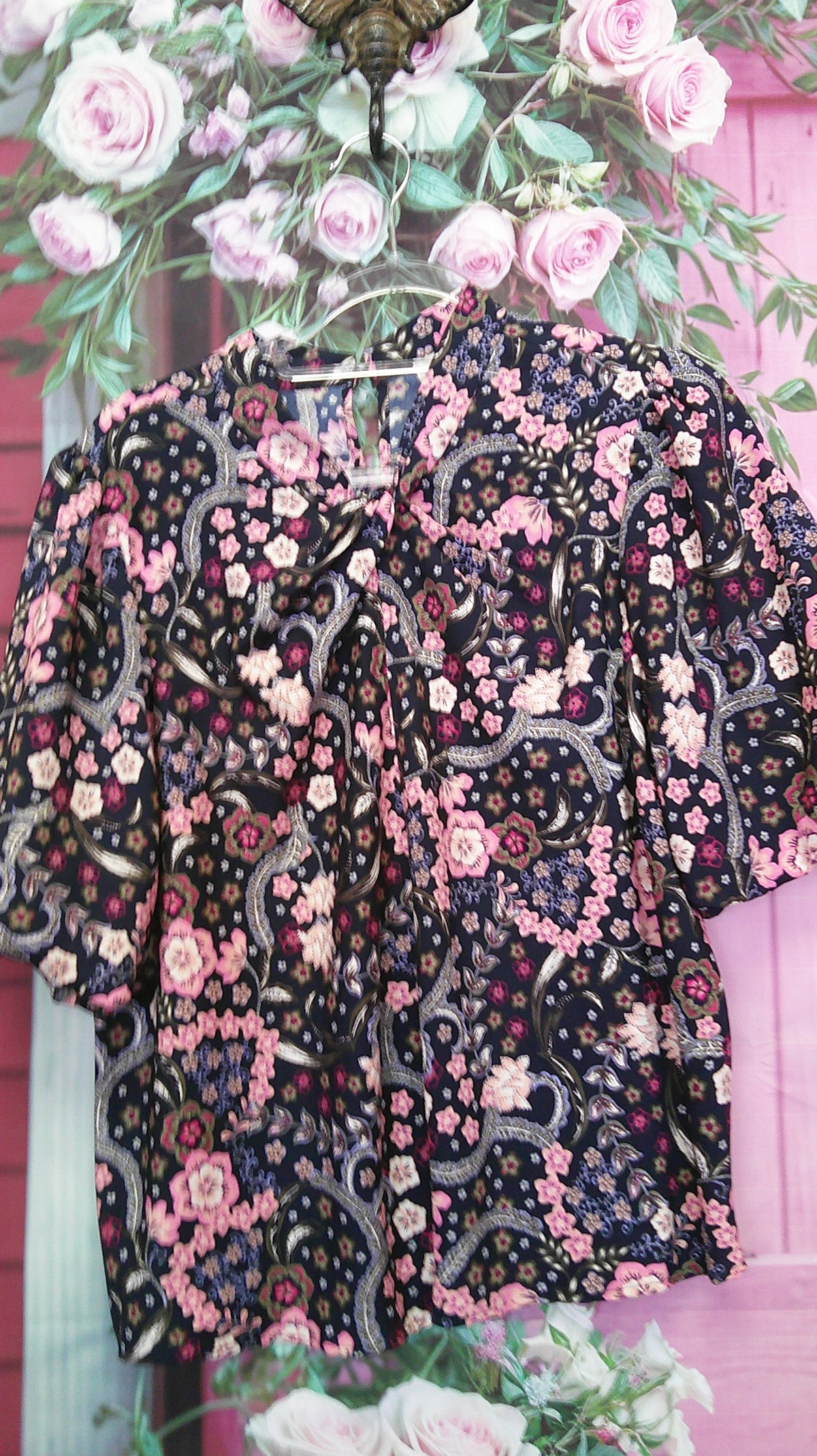 (D) Loft Floral Top L 9/18/26