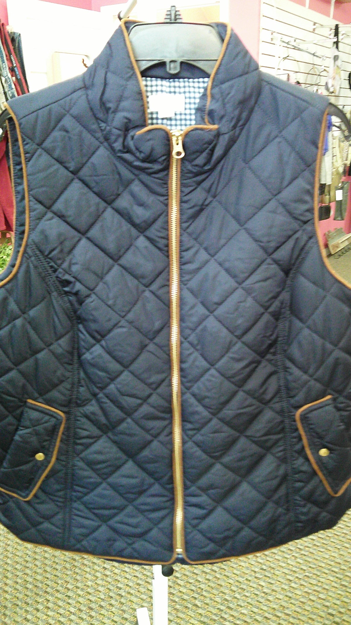 (P) Crown & Ivy 1X blue vest 10/22/26