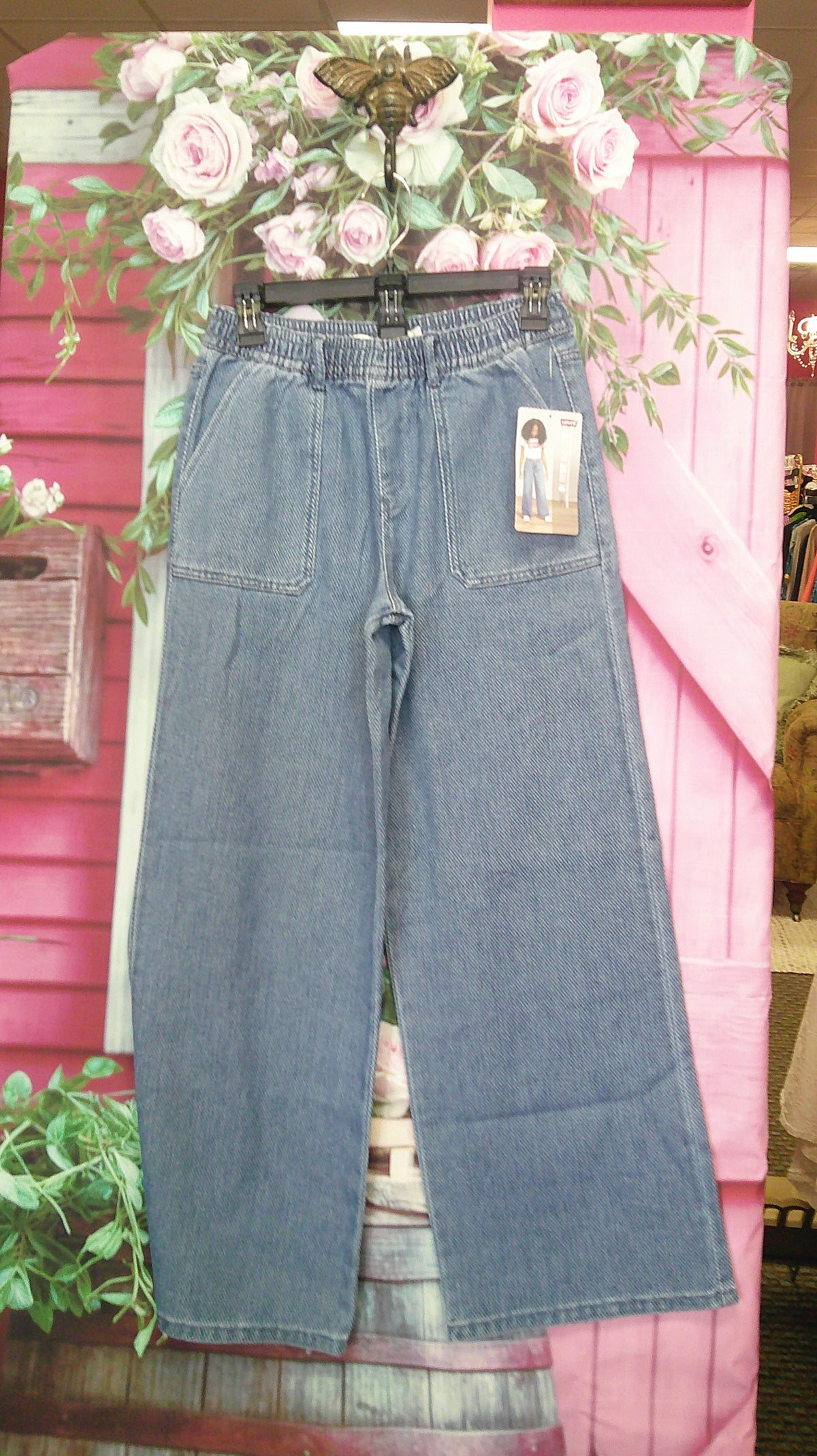 (D) Levi's HR Baggy L Pants 10/08/26