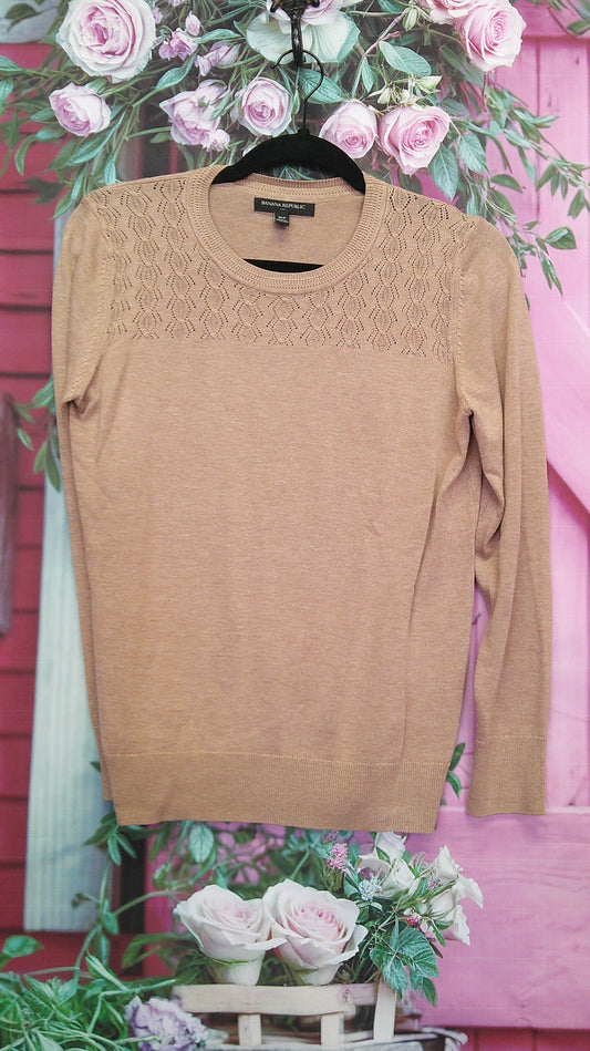 (D) Banana Republic PM knit sweater 10/15/26