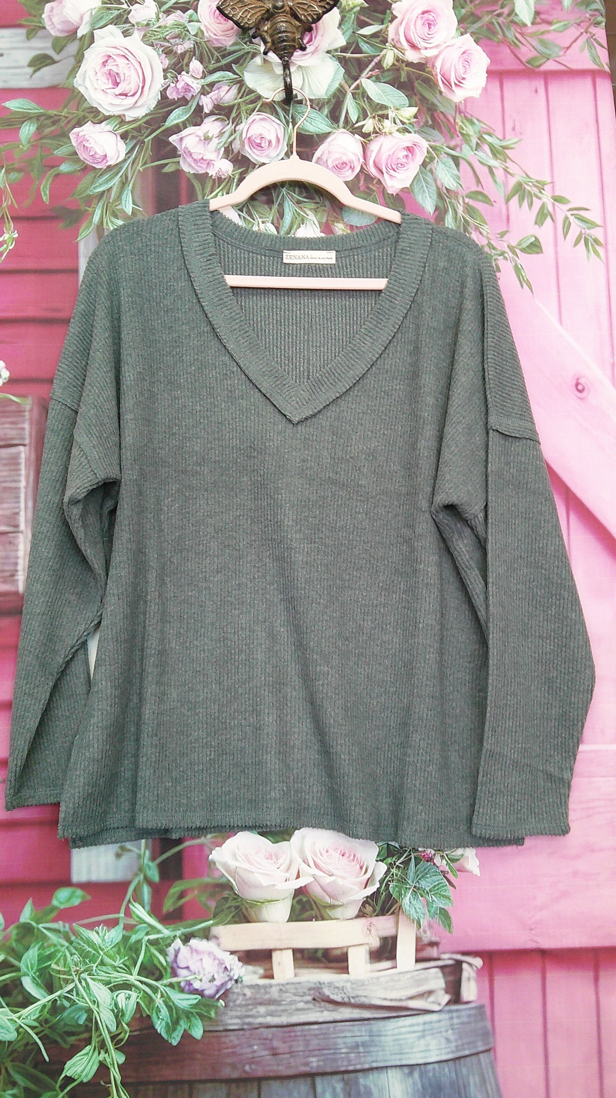 (P) Zenana green L sweater 10/29/26