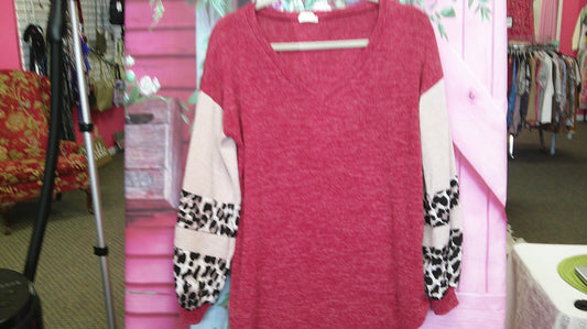 (D) BiBi Womans Sweater S  10/14/26