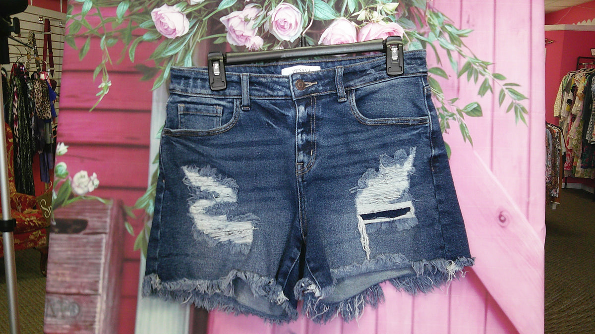 (D) Zanana Jean Shorts M  10/14/26