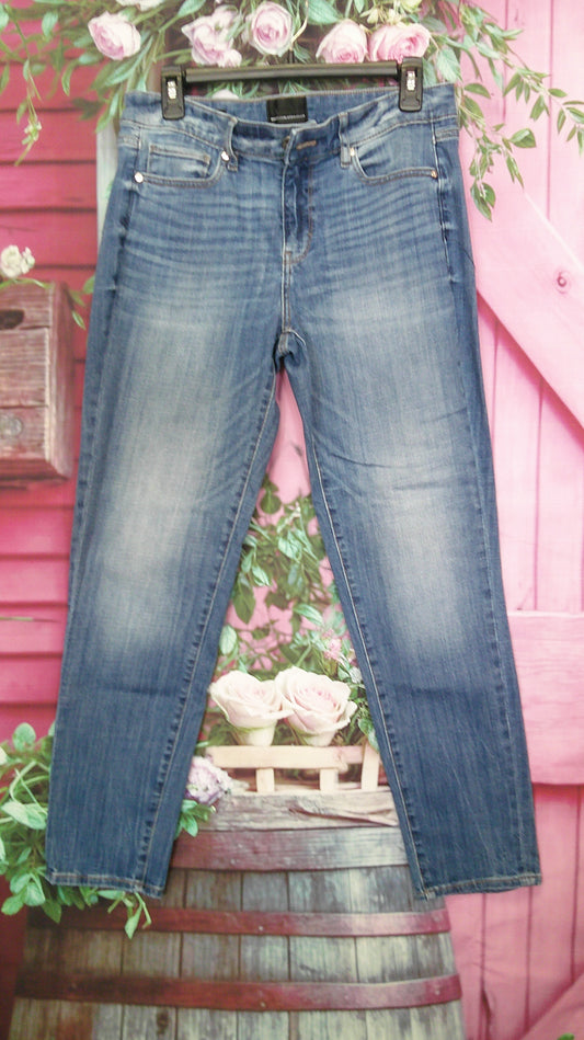 WHBM Mid Rise Jeans 6  9/2/26