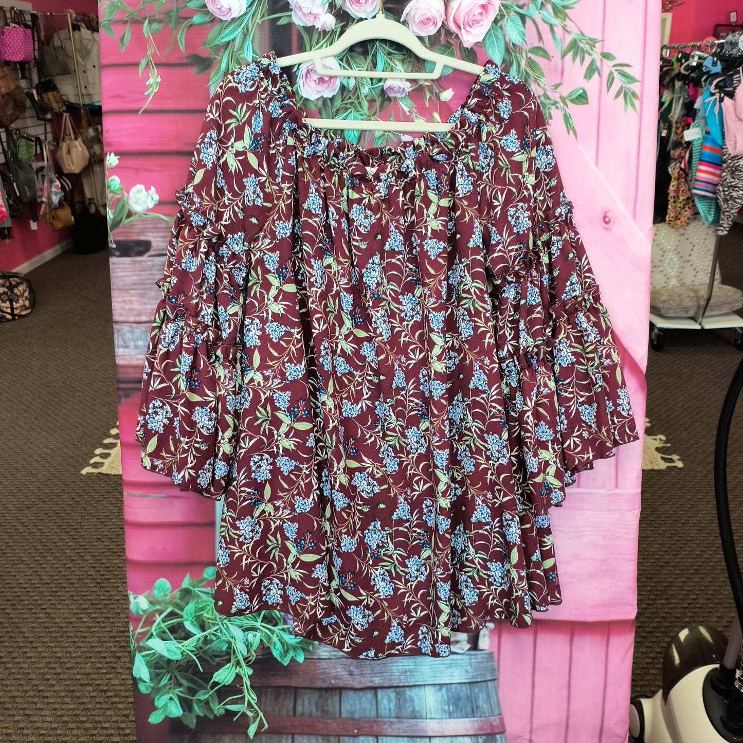 Lovely j tunic top S 7/24/26