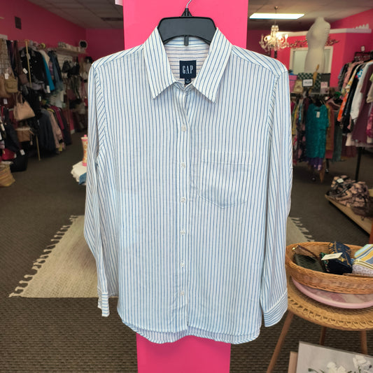 Gap button up S 6/4/26