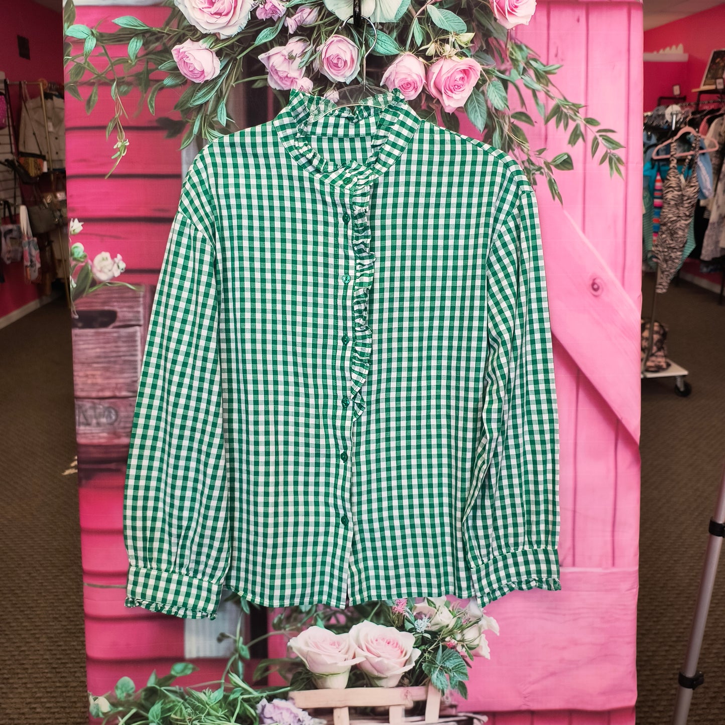 Green plaid top L 8/7/26