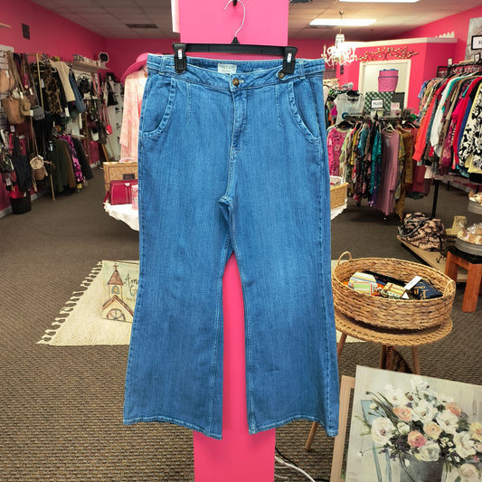 PILCRO bell bottom jeans 32 5/27/26
