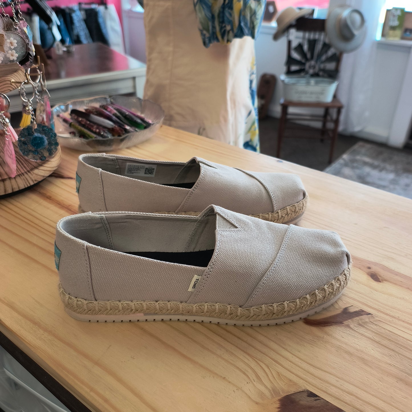 TOMS  Espadrilles Shoes 7.5 7/24/26