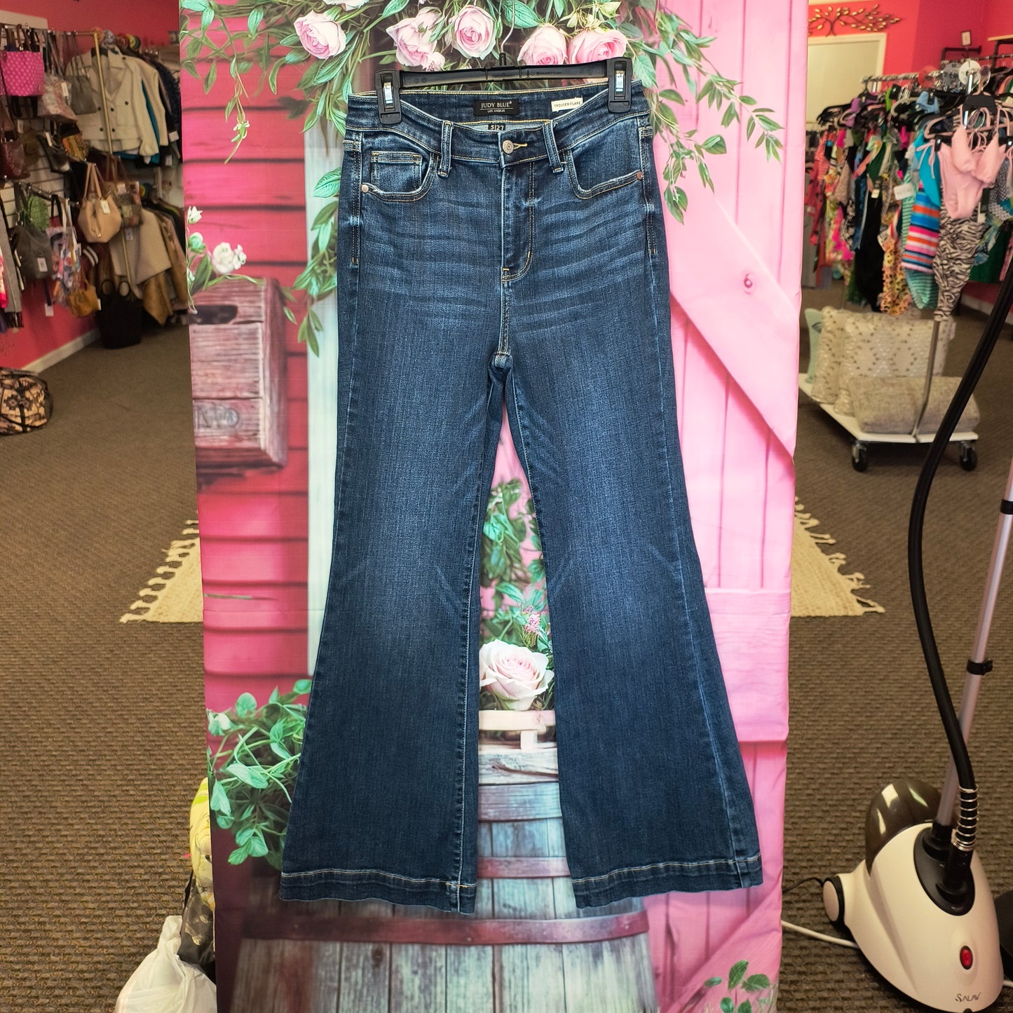 Judy blue flared trouser jeans 5/27P 7/23/26