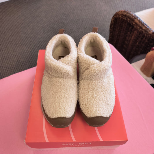 Easy Spirit Sherpa Boots 9.5 6/4/26