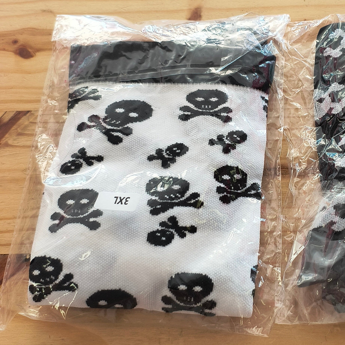 P)skull knee-high 3X 10/1/26