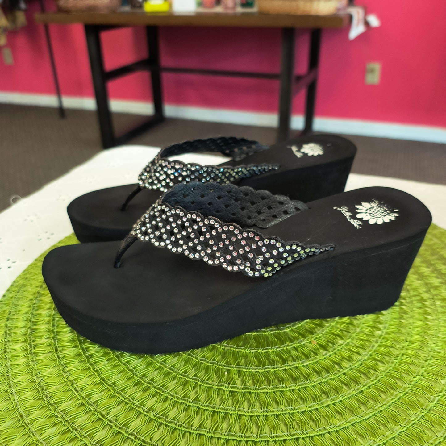 YELLOW BOX WEDGE SANDLES 9.5 8/7/26