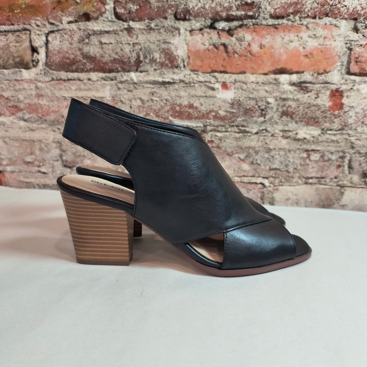 Style & Co black sandals 8.5 M