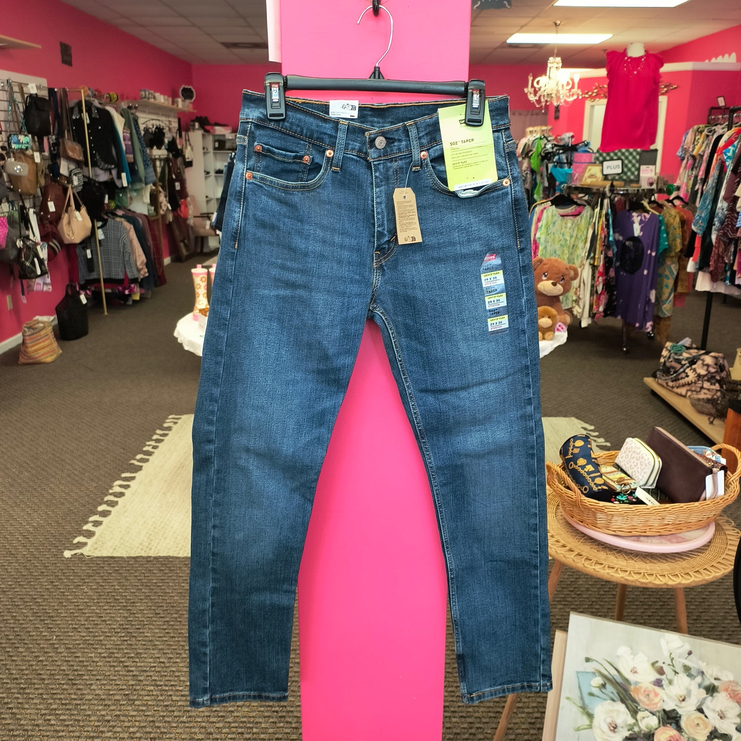 Levi’s Taper Jeans 29X30 6/13/26