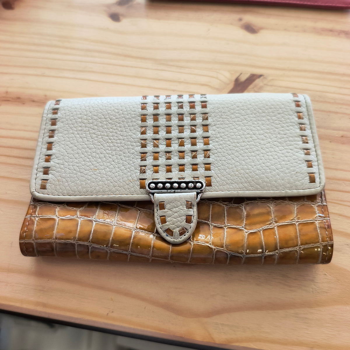 Brighton wallet 9/30/26
